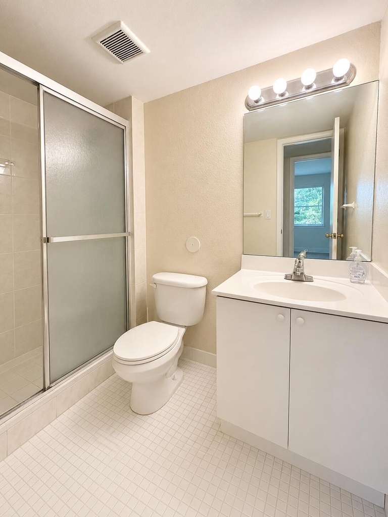 4205 N University Drive - Photo 25
