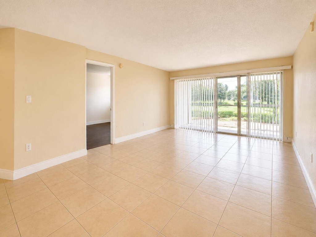 4205 N University Drive - Photo 6