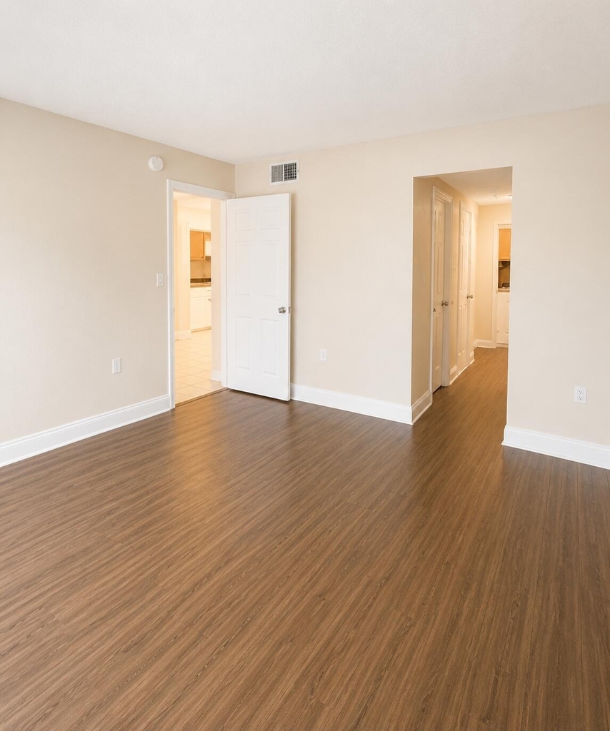 4205 N University Drive - Photo 16