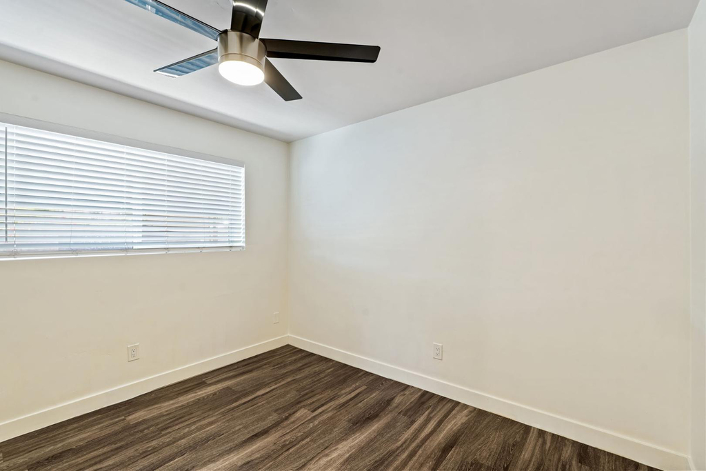 1707 N 18th - Photo 13
