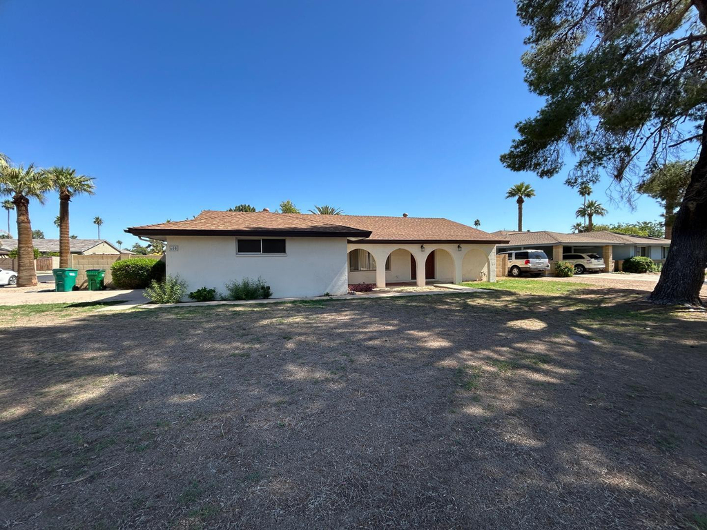 600 E Palm Street - Photo 0