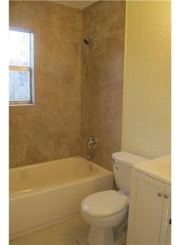 73 Ne 7th Court - Photo 11