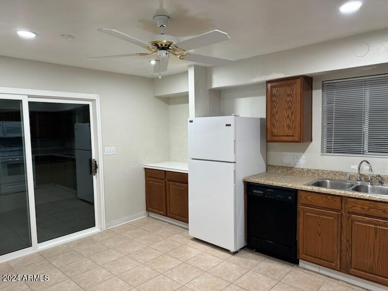 6130 E Akron Street - Photo 1
