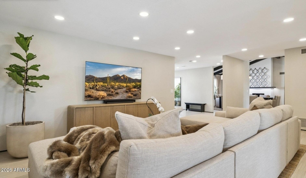 16213 N 63rd Place - Photo 5