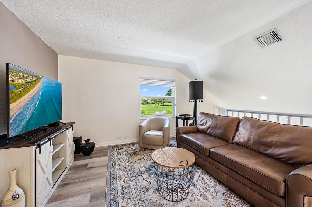 8232 Heritage Club Drive - Photo 18