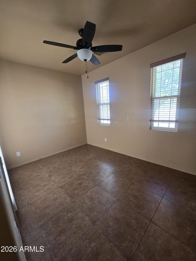 3264 Red Leaf Lane - Photo 13