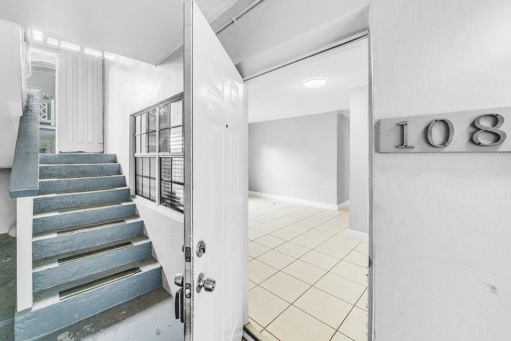 626 Sw 14th Avenue - Photo 8