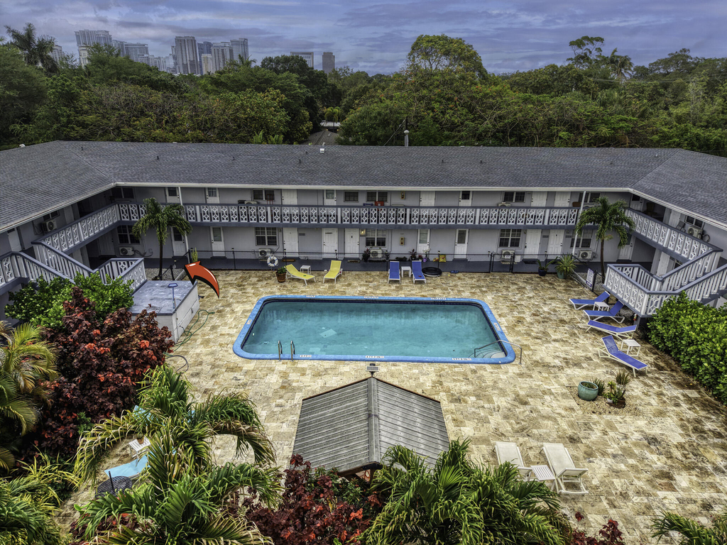 626 Sw 14th Avenue - Photo 6