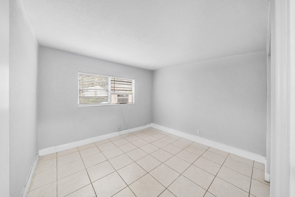 626 Sw 14th Avenue - Photo 17