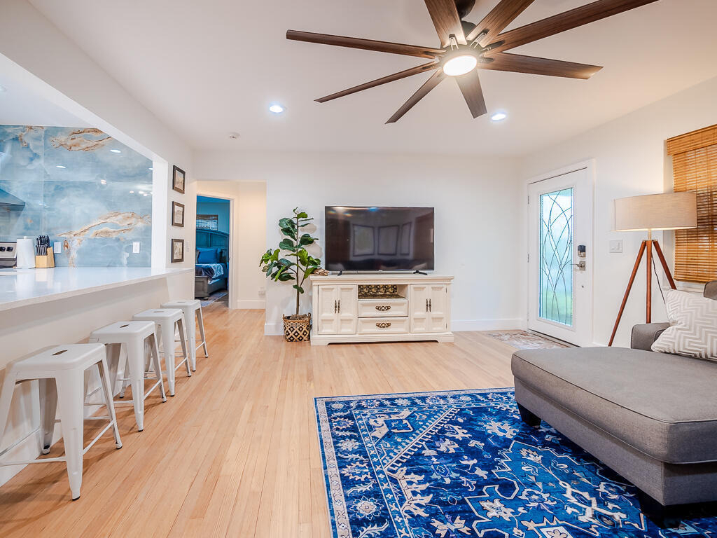 418 N Palmway - Photo 10