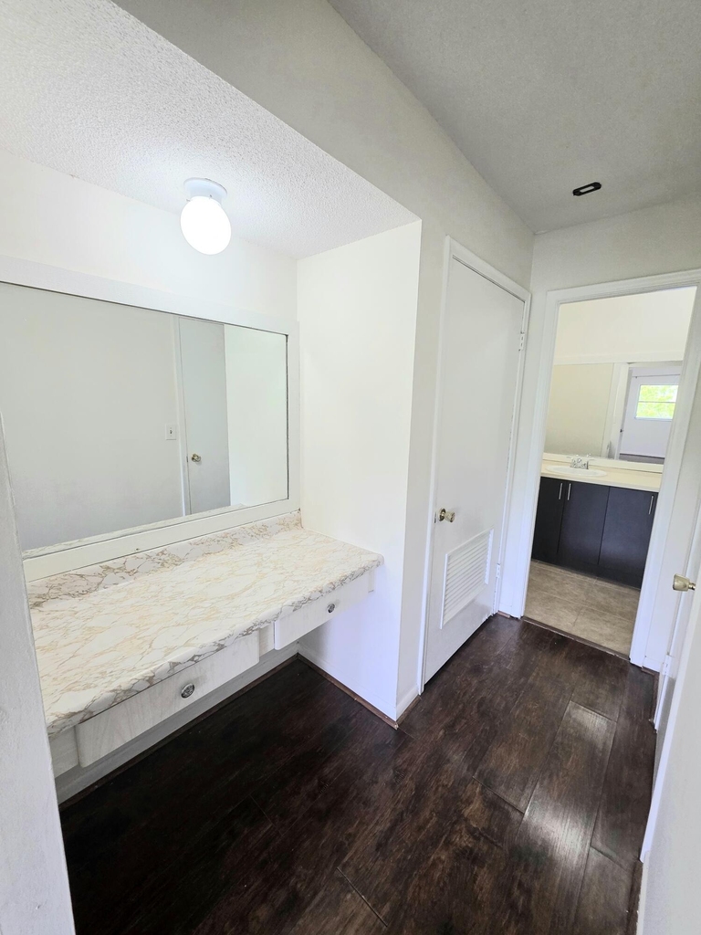 4200 Nw 3rd Court - Photo 5