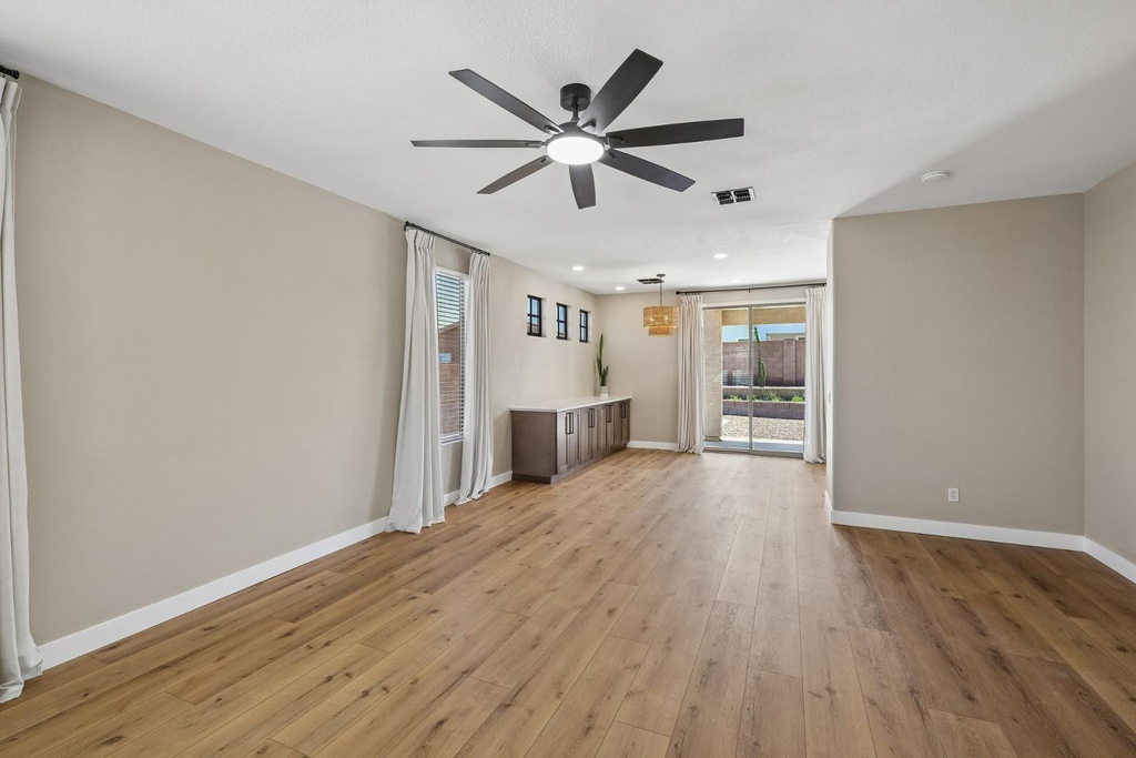 18381 W Mcneil Street - Photo 9