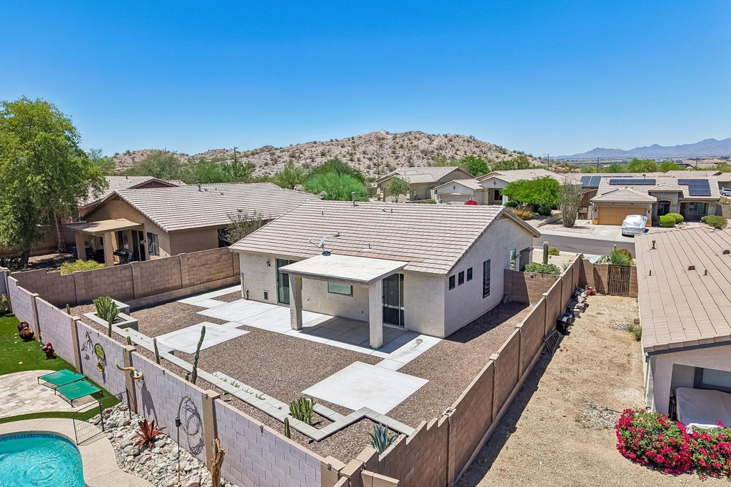 18381 W Mcneil Street - Photo 46