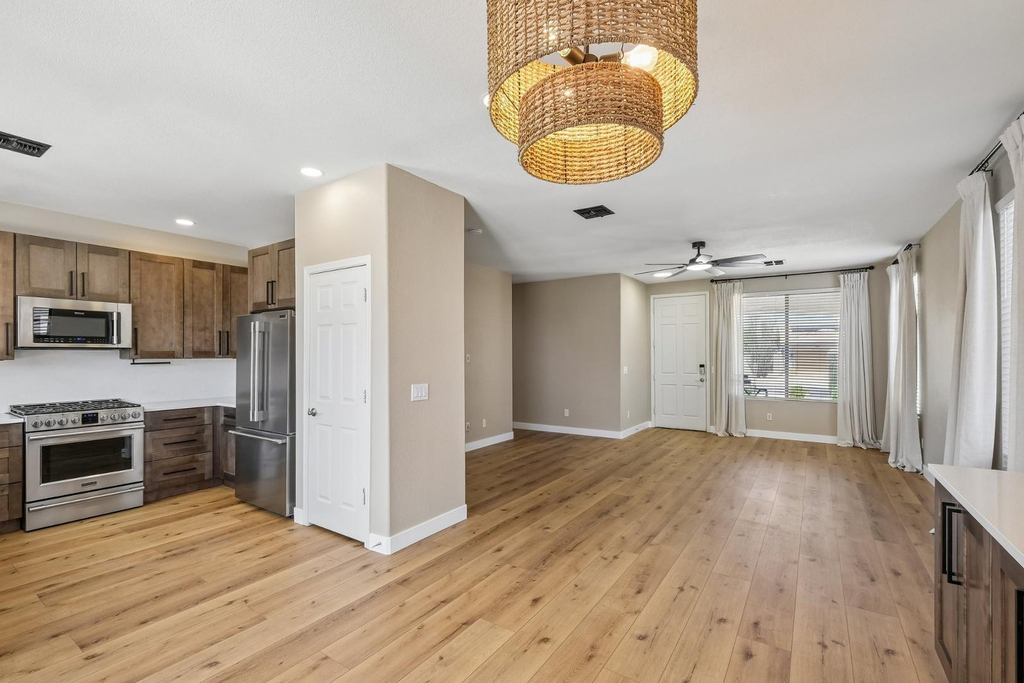 18381 W Mcneil Street - Photo 16