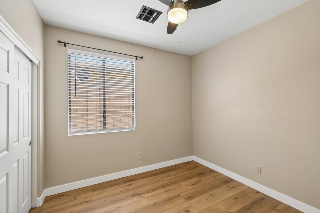 18381 W Mcneil Street - Photo 29