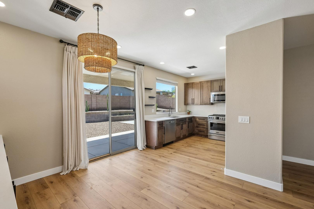 18381 W Mcneil Street - Photo 13