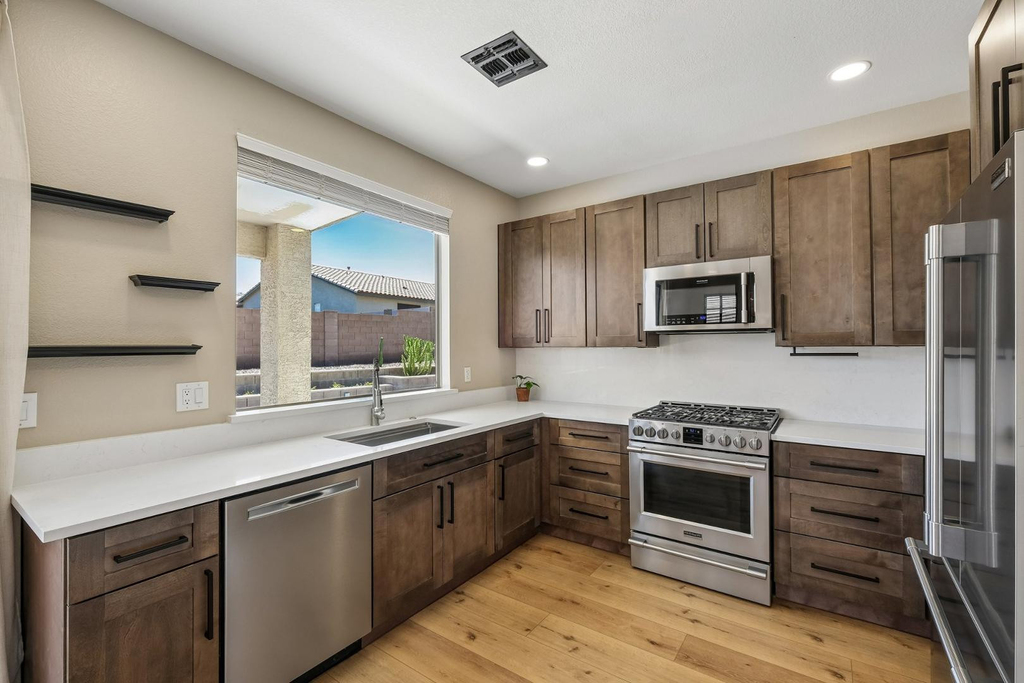 18381 W Mcneil Street - Photo 19