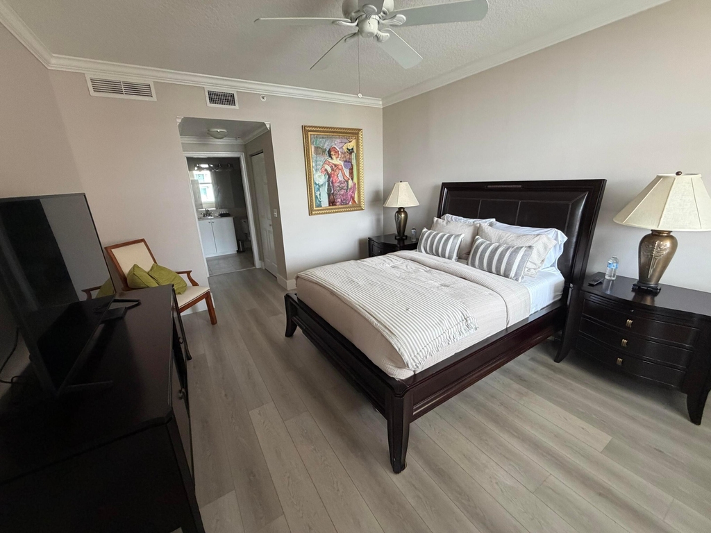 804 E Windward Way - Photo 15