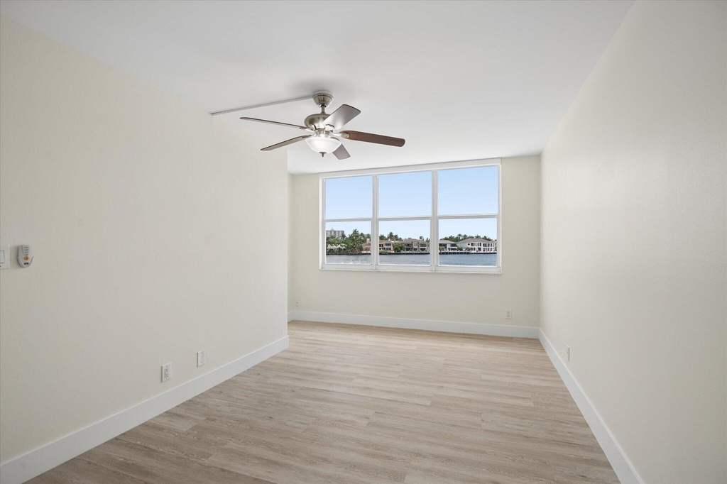 511 Bayshore Drive - Photo 8
