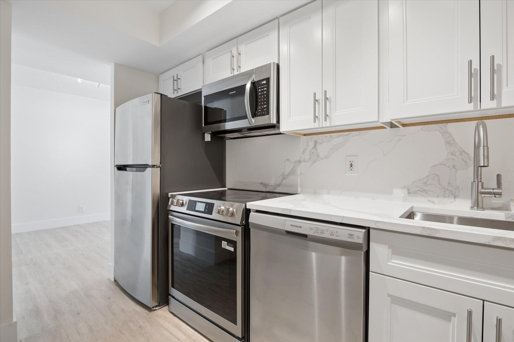 511 Bayshore Drive - Photo 7