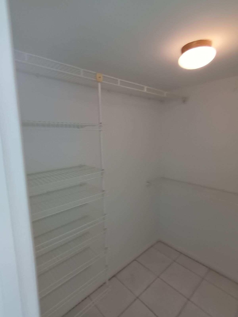 616 Nw 13th Street - Photo 1