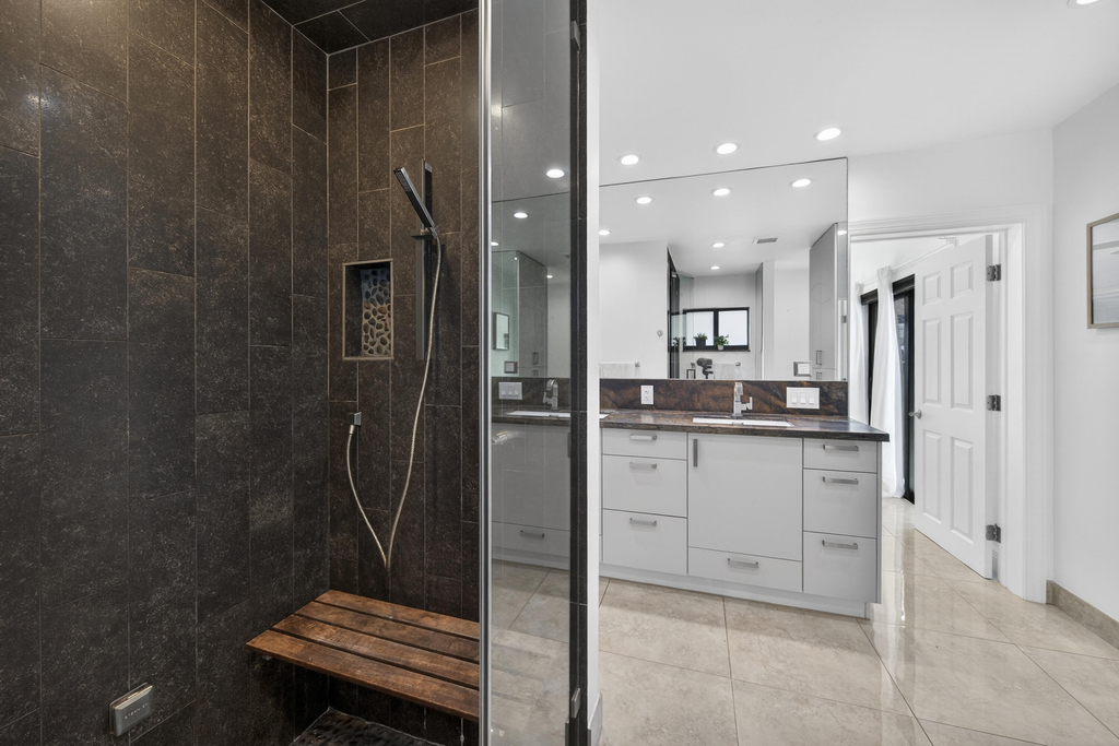 1436 Se 13th Street - Photo 45