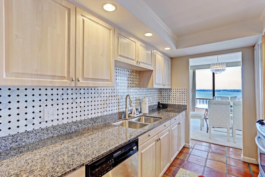 5510 N Ocean Drive - Photo 15