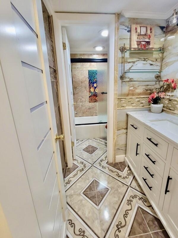 610 Nw 13th Street - Photo 1