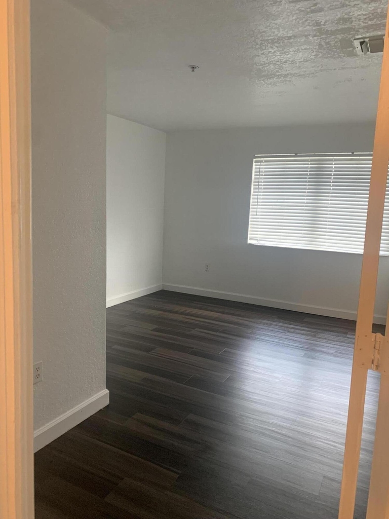 2127 Shoma Drive - Photo 2