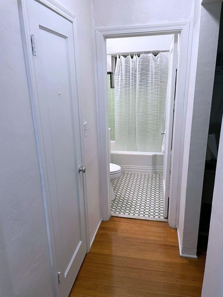 661 Sw 11th Street - Photo 6