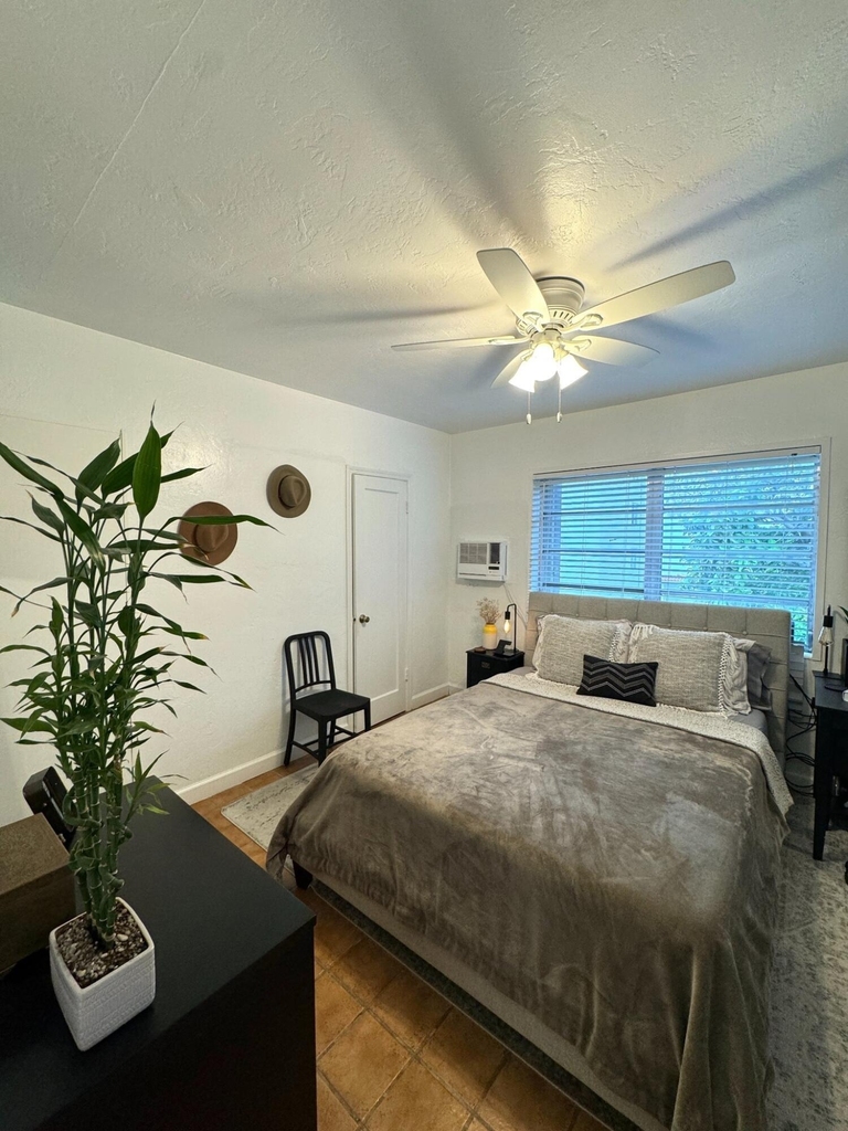 661 Sw 11th Street - Photo 4