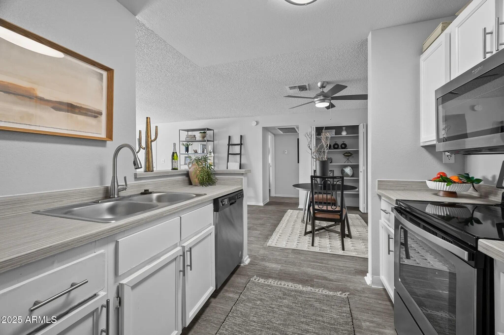 1320 N Mcqueen Road - Photo 1