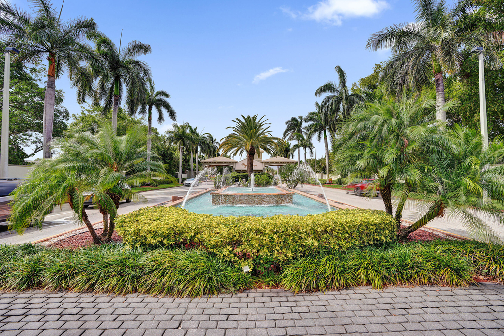 1501 Cayman Way - Photo 23