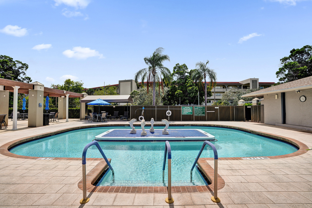 1501 Cayman Way - Photo 18