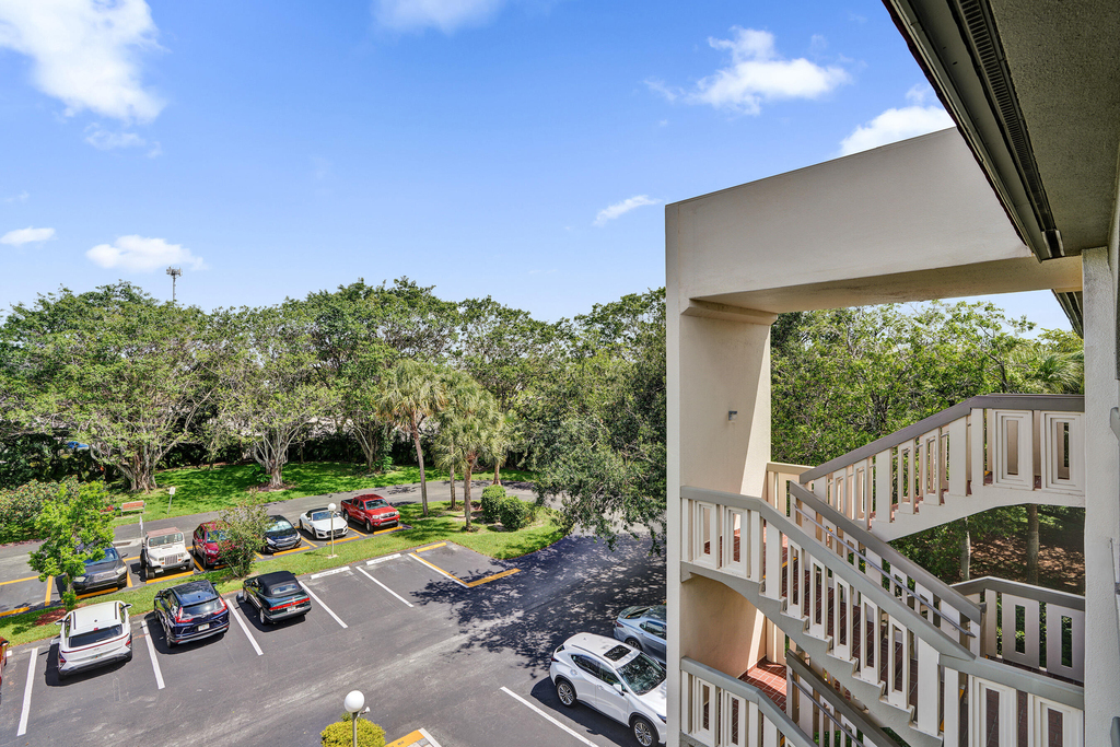 1501 Cayman Way - Photo 17