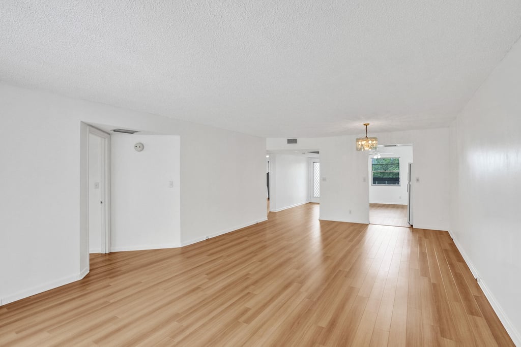 1501 Cayman Way - Photo 8