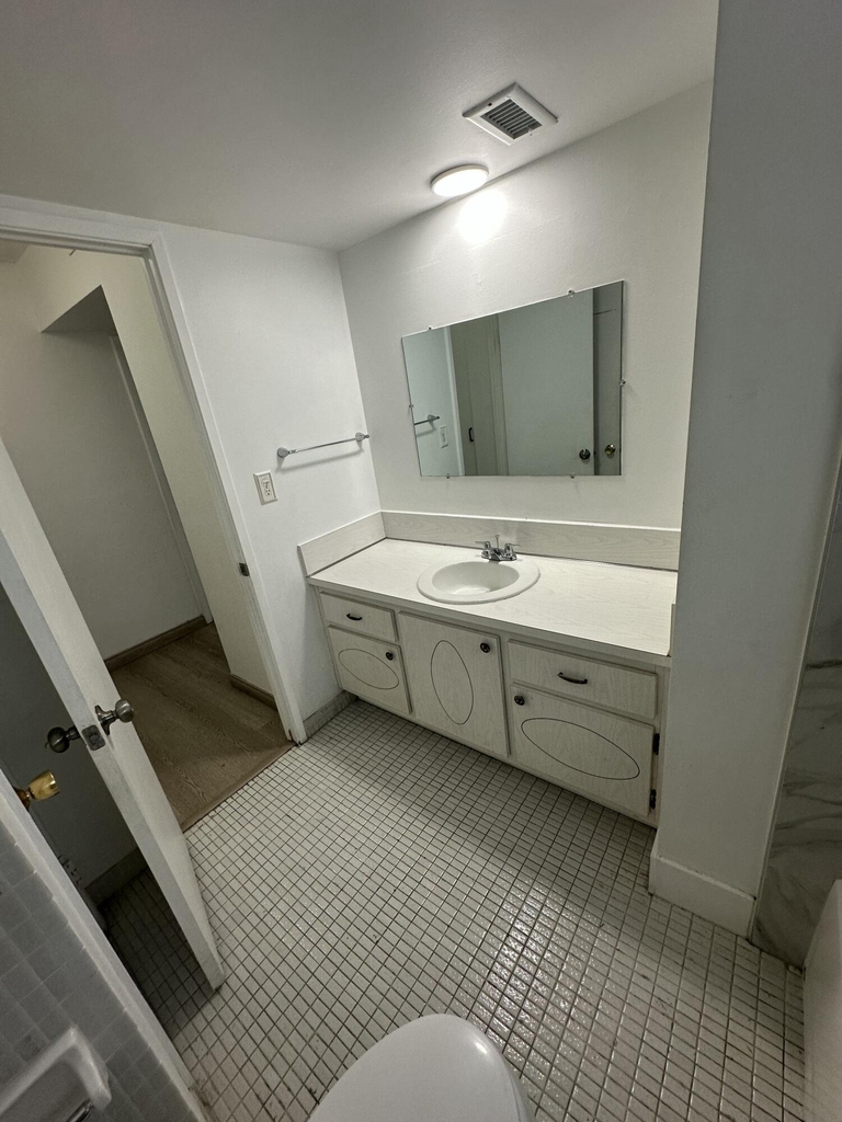 1660 Ne 191st Street - Photo 17