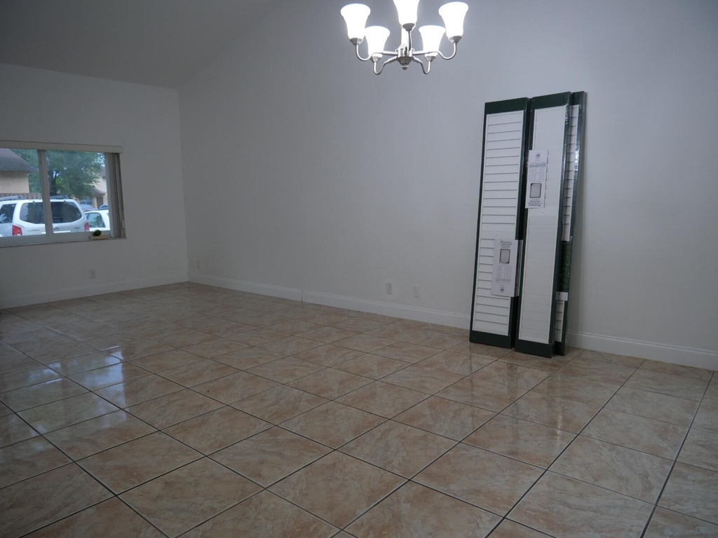 7091 W Sunrise Boulevard - Photo 12