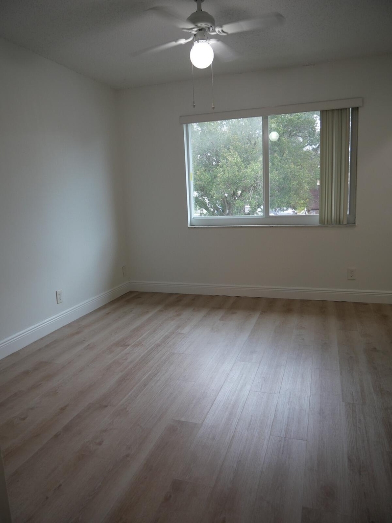 7091 W Sunrise Boulevard - Photo 22