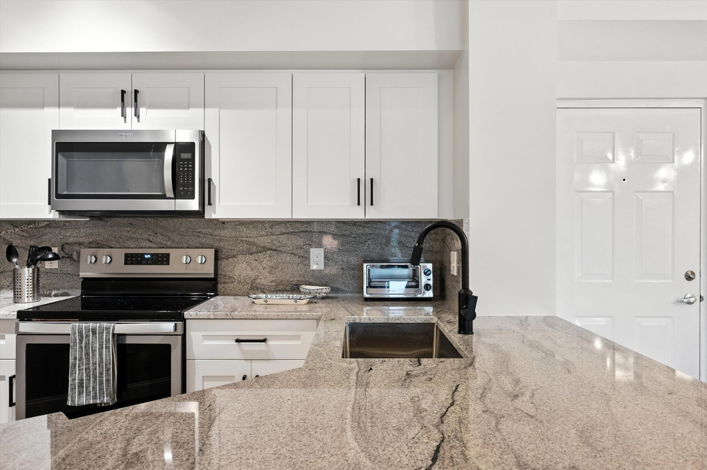 11720 St Andrews Place - Photo 11