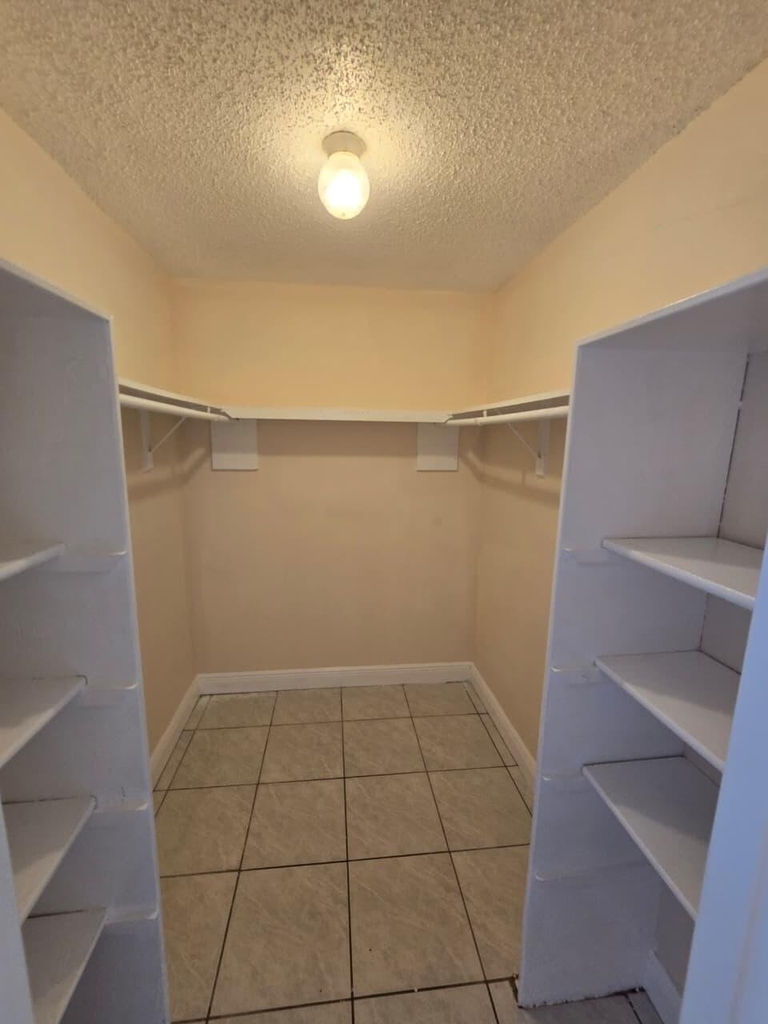 11604 Nw 29th Court Nw - Photo 6
