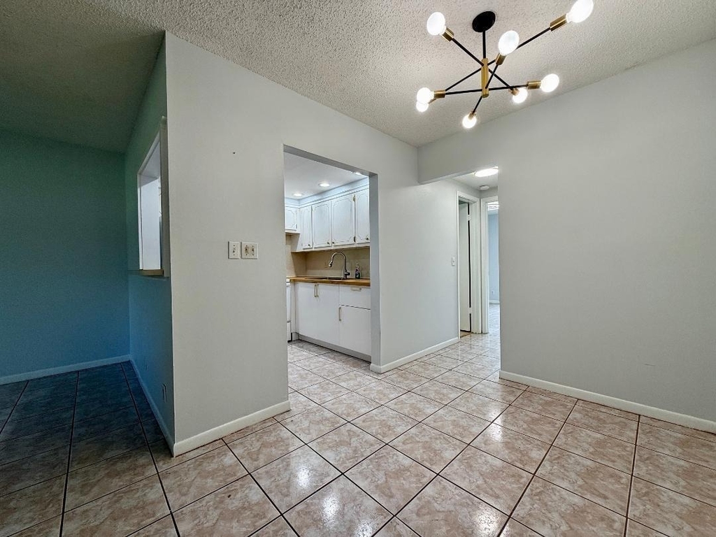 54 Salisbury C - Photo 2
