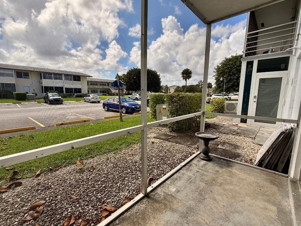 54 Salisbury C - Photo 7