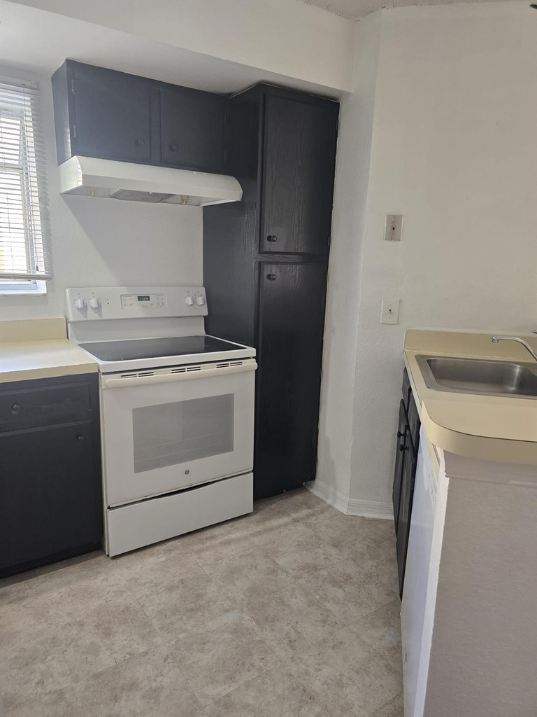 3310 N Pinewalk Drive N - Photo 4