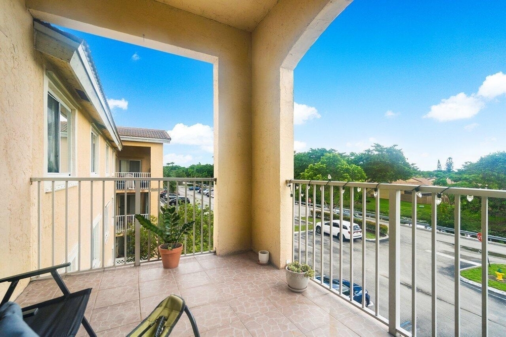 2620 S University Drive - Photo 10