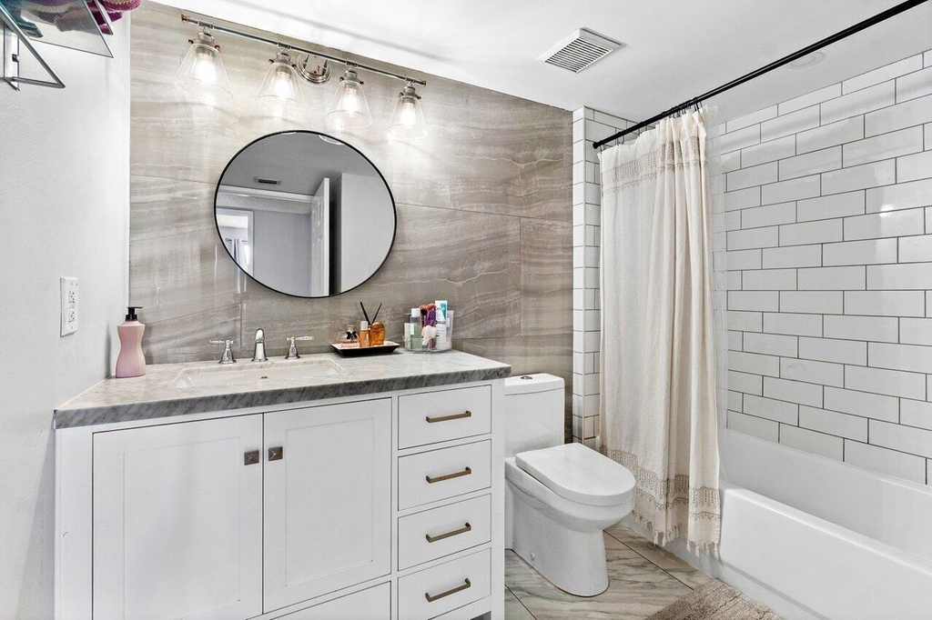 2620 S University Drive - Photo 16