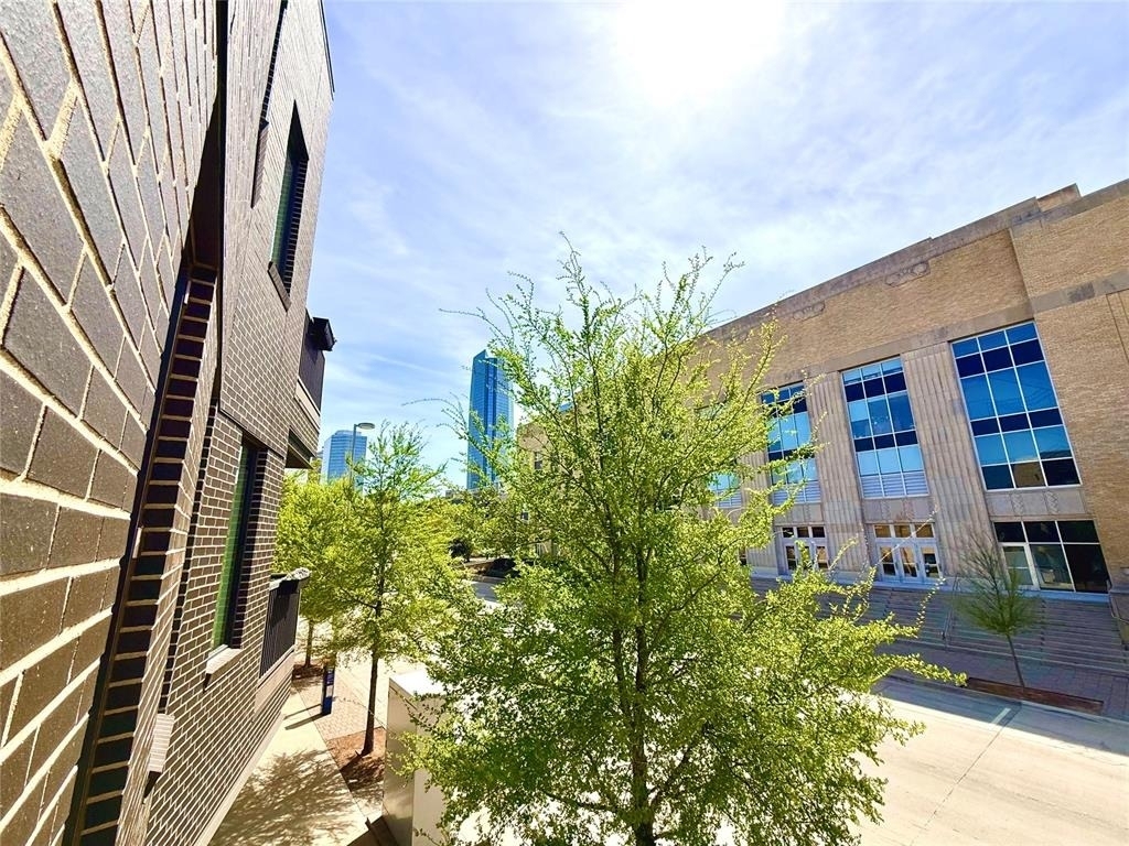 627 Couch Drive - Photo 8