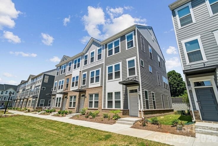 4375 Raleigh Street - Photo 0