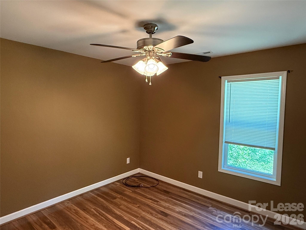 919 N Flint Street - Photo 6