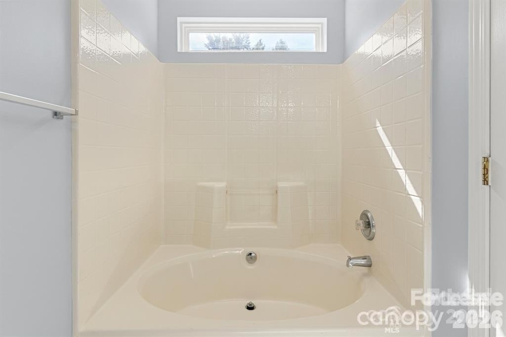 6828 Ayrshire Glen Place - Photo 9
